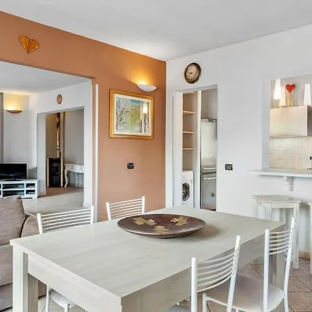 Pa'lux House -jacuzzi & Space- Appartamento Olbia